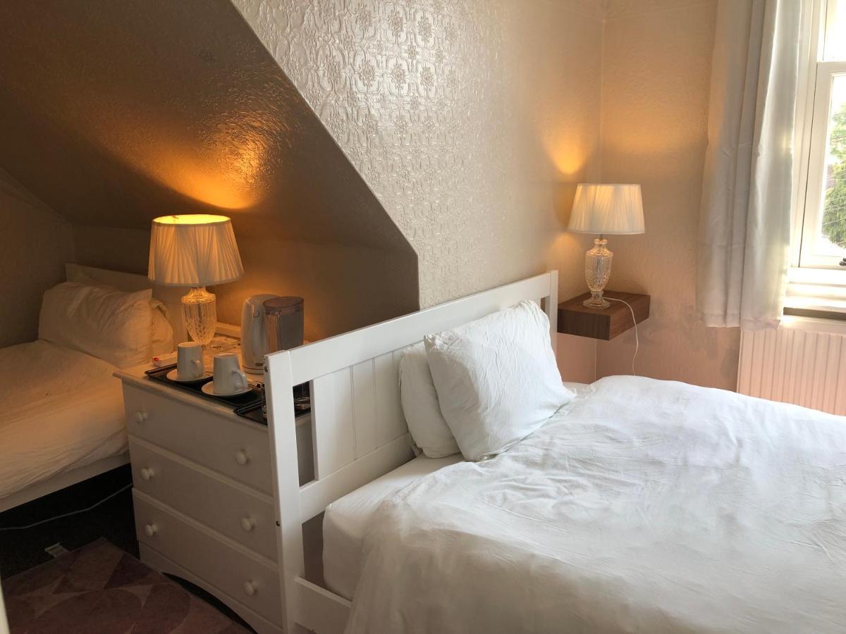 Bed and Breakfast Carena House Кэнтербари Экстерьер фото