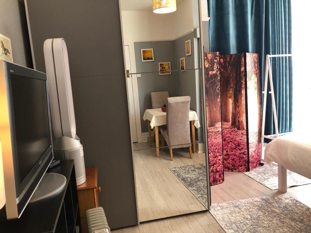 Bed and Breakfast Carena House Кэнтербари Экстерьер фото