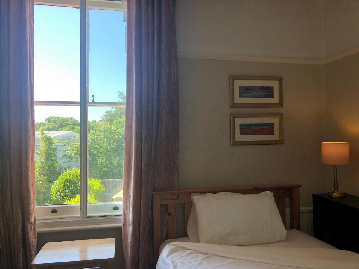 Bed and Breakfast Carena House Кэнтербари Экстерьер фото